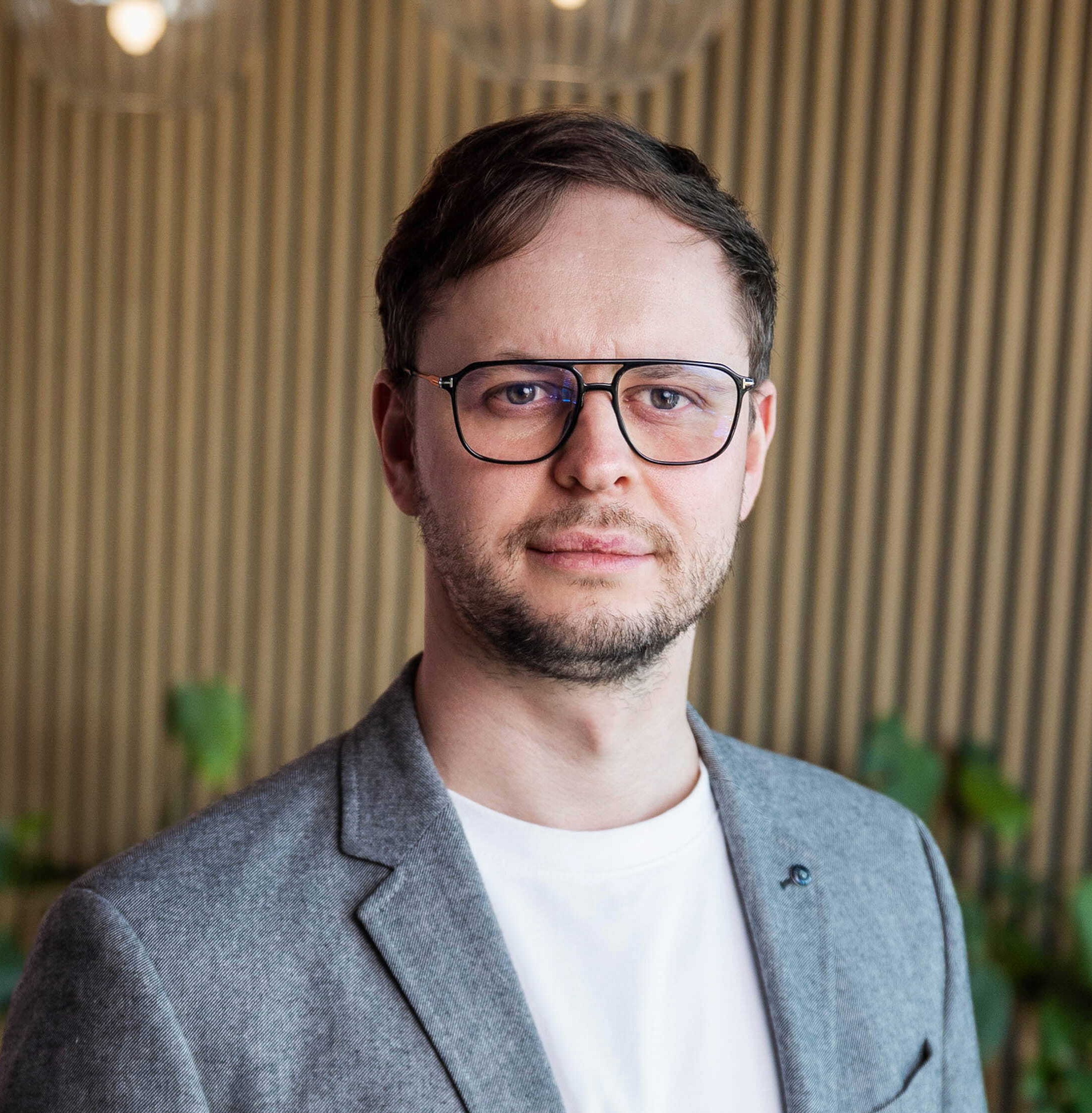 Mariusz Pisz-jpg (1)-1