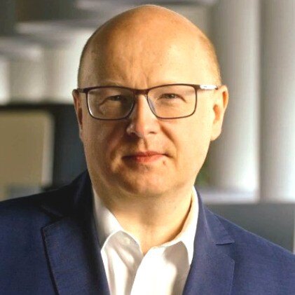 Sławomir Soszyński<p>Executive Leader, Innovator and Business Strategist</p>