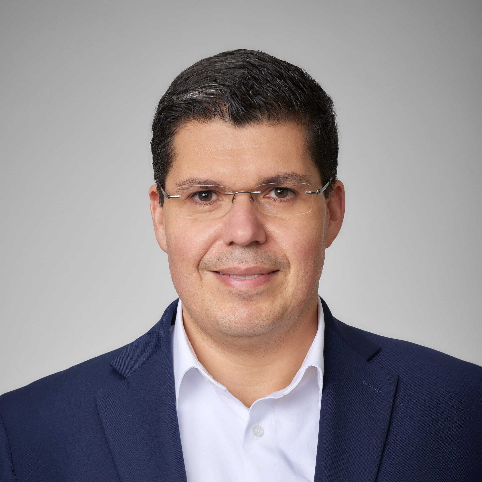 Wolfgang Ehrengruber</h3><p>VP | Digital & Tech Center | Management Board Member @ HEINEKEN Global Business Services</p>