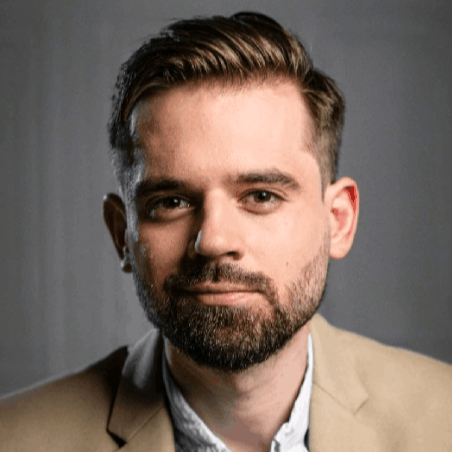 dr Maciej Kawęcki