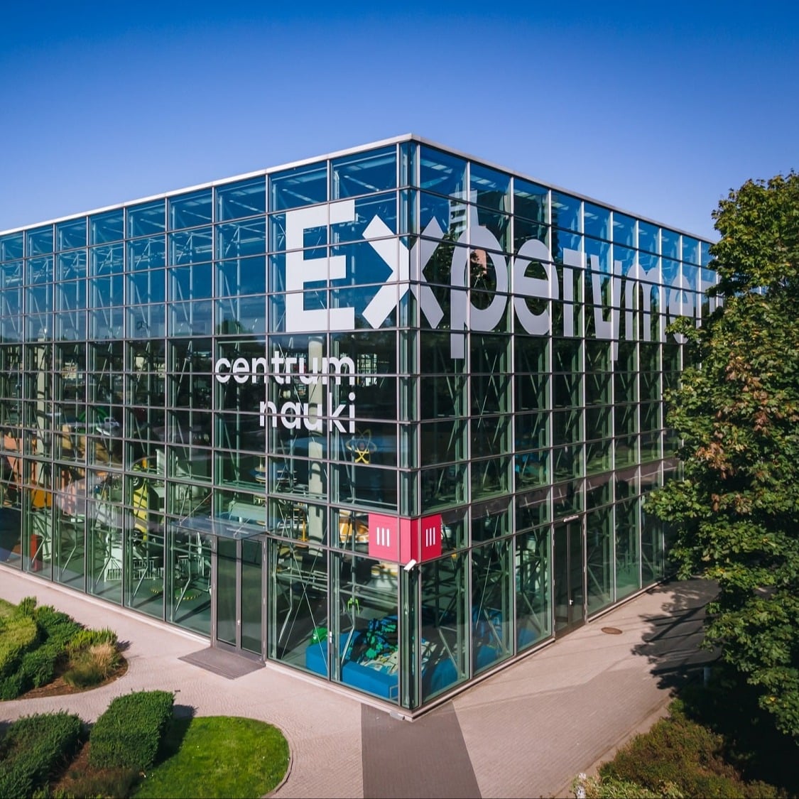 EXPERYMENT Science Center